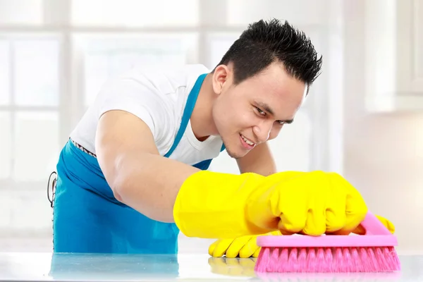 Homem furto a mesa — Fotografia de Stock