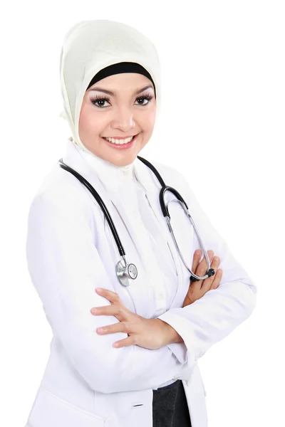 Sorrindo asiático médico médico em cachecol — Fotografia de Stock