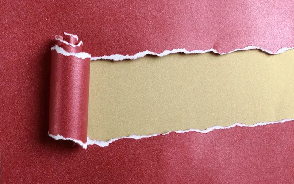 Papel rojo rasgado — Foto de Stock