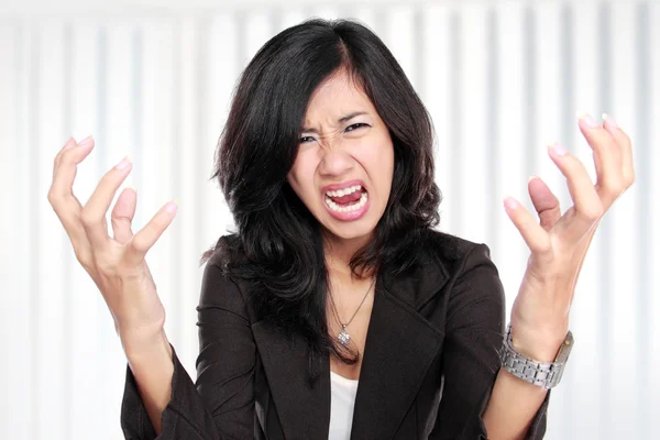 Mulher de negócios estressada no trabalho . — Fotografia de Stock