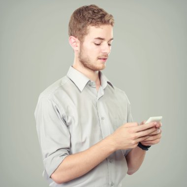 cep telefonu kullaranarak başarılı iş adamı