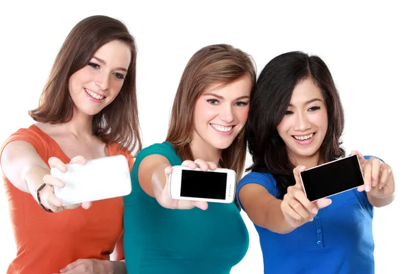 Female friends taking a picture of themselves — Stock Photo, Image