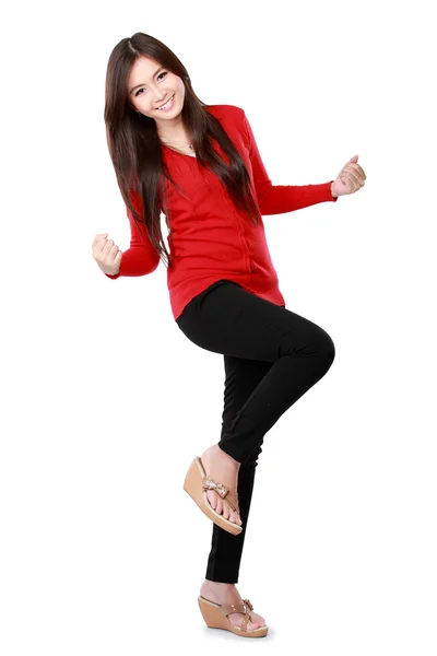 레드 입고 행복 한 아시아 매력적인 여자 — 스톡 사진
