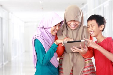 üç oyun tablet bilgisayar çocuklar