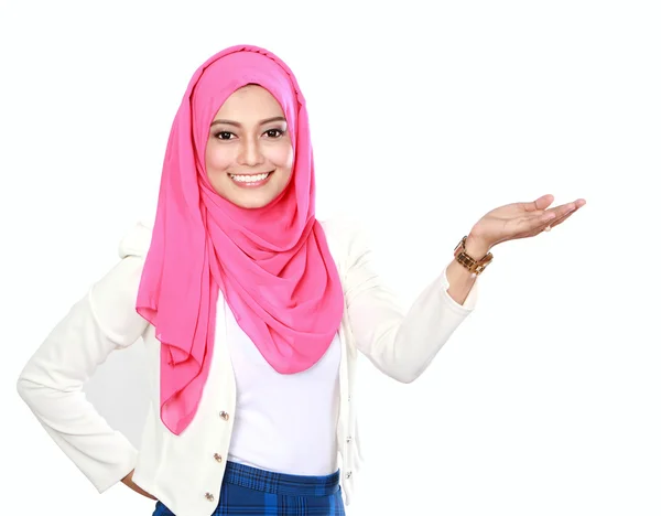 Asian woman with scarf presenting — Stock Photo, Image