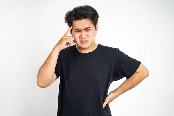 Gestrest aziatische jongeman gevoel onzeker over het leven — Stockfoto