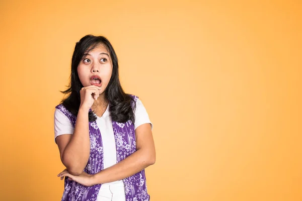 Woman feeling shocked and suprised over isolated background — Foto Stock