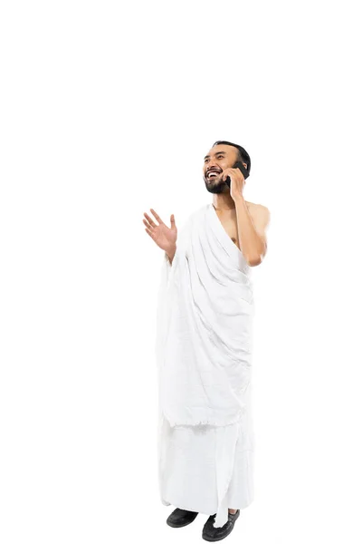 Man Wearing Ihram Clothes Using Smartphone Make Call White Background — Stok fotoğraf