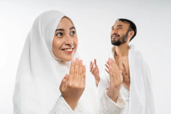 Husband Wife Prospective Pilgrims Prayers Thanksgiving Allah Isolated Background — Stockfoto