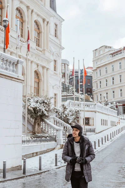 Portrait Young Man Holding Camera Explore Historical City Walking — Fotografia de Stock