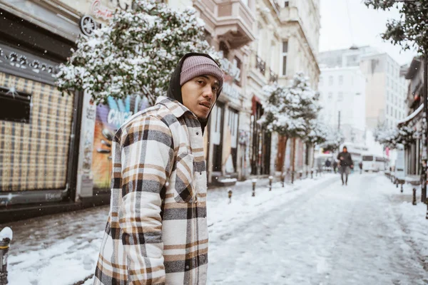 Asian Man Walking Historical Old Town Istanbul Snow Winter Season — Stock Photo, Image