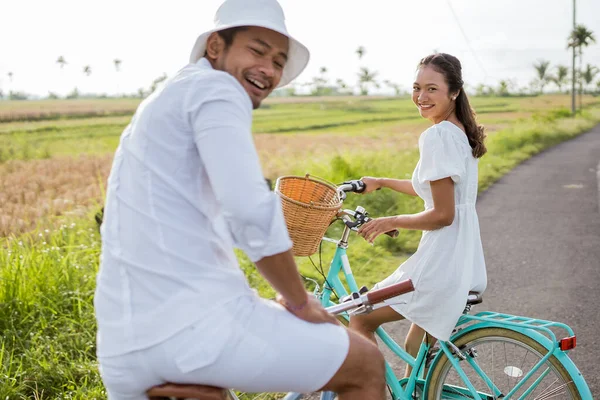 Portrait Happy Man Woman Cycling Outdoor Smiling Camera — Stok fotoğraf