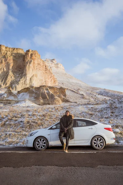 Portrait Young Asian Man His Adventure Going Beautiful Hill Cappadocia — 스톡 사진