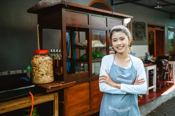 Female Seller Wearing Apron Smiling Crossed Hands Standing Front Cart — Stok Foto
