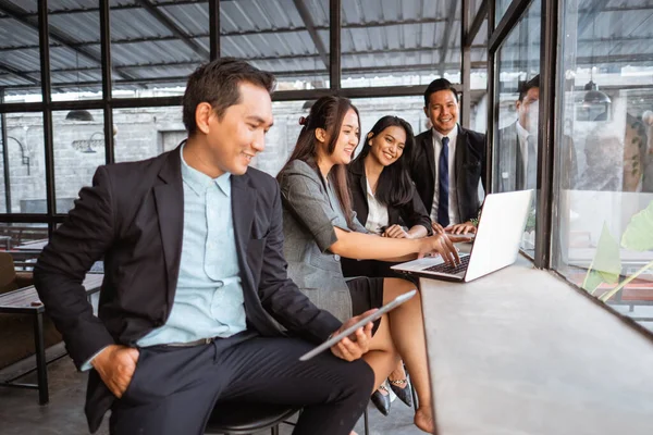 Asian Business People Meeting Cafe Partner Colleagues Sitting Window — Stok fotoğraf