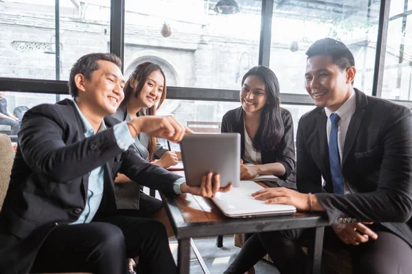 Asian Business People Meeting Cafe Partner Colleagues — Fotografia de Stock