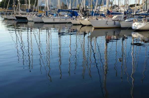 Prows of colorful boats — Stock Photo, Image