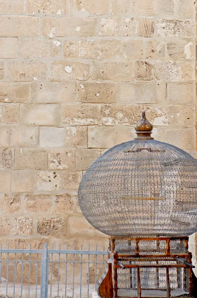 Big bircage in the medina of Sousse — Stock Photo, Image