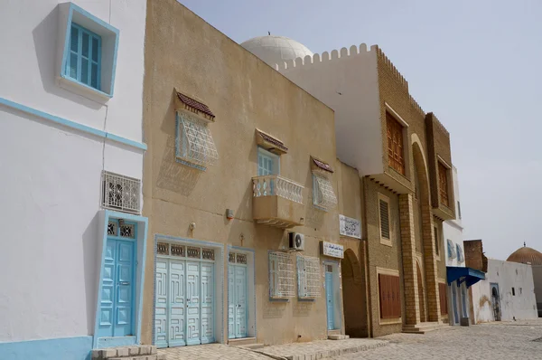 Traditionella byggnader i den tunisiska kairouan — Stockfoto