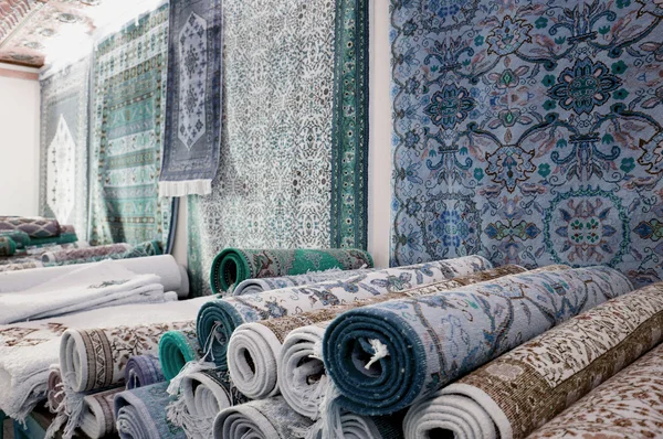 Tapetes e tapizones em Kairouan — Fotografia de Stock