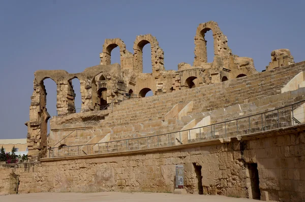 A római amfiteátrum El Djem Tunéziában — Stock Fotó