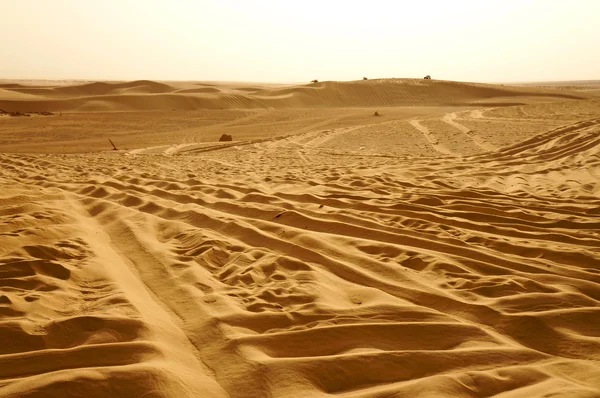 Jeeps on the dunes of Sahara desert — Stock Photo, Image