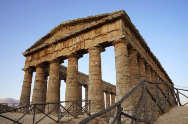 Yunan Dor Tapınağı olan segesta Sicilya