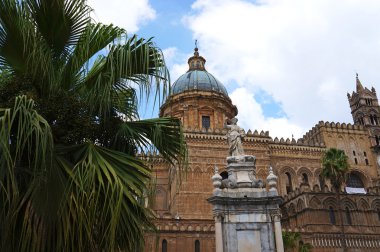 Palermo Sicilya katedral dış görünümü