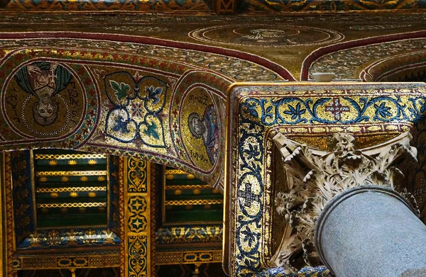 Monreale Katedrali Sicilya dekorasyon — Stok fotoğraf