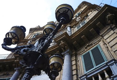 palermo Sicilya'nın dört bir yanına