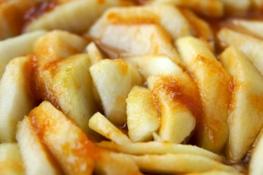 Lezzetli Elmalı Turta