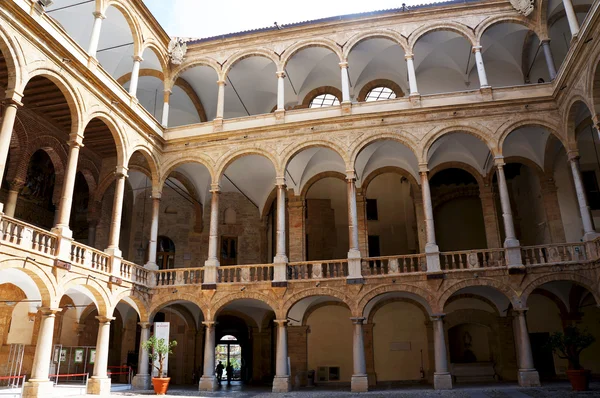 诺曼宫在西西里岛巴勒莫 — 图库照片