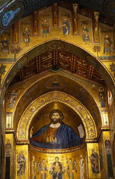 monreale Katedrali Sicilya'nın iç mekanları