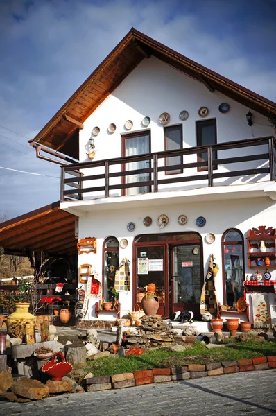 Ceramic Pottery Shop in Horezu, Romania — Stock Photo, Image