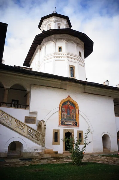 Mosteiro de Polovragi na Roménia — Fotografia de Stock