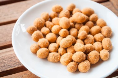 Baharatlı çeşni ile kaplı fıstık yakın çekim