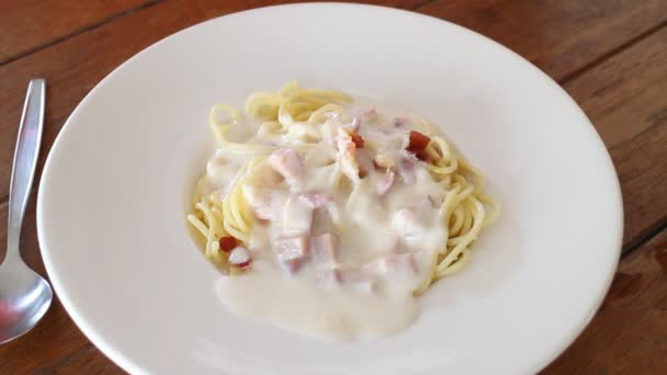 Carbonara-Schinken — Stockvideo