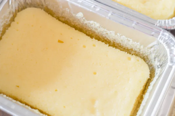 クローズ アップ チーズ基本の正方形のカップ ケーキ — ストック写真