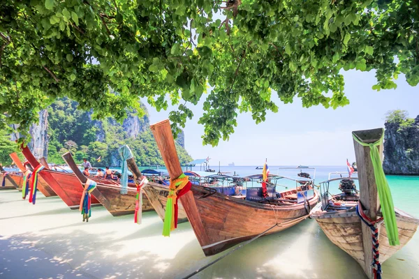 Long tail boat — Stock Photo, Image