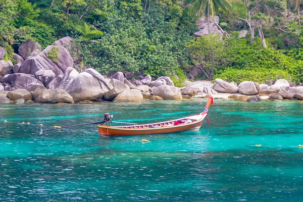 Taxi boat in the tropical sea — Stock Photo, Image