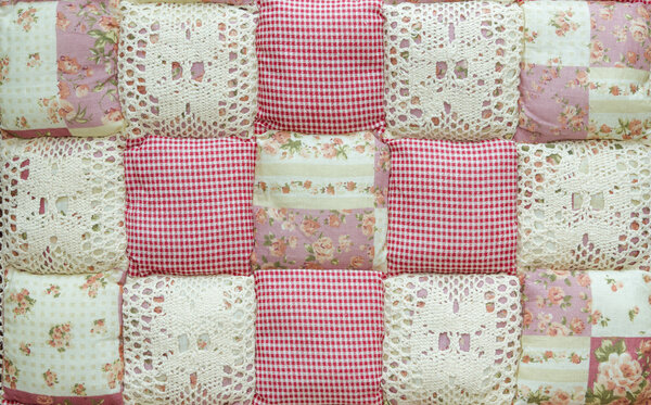 Кружева из обивки
