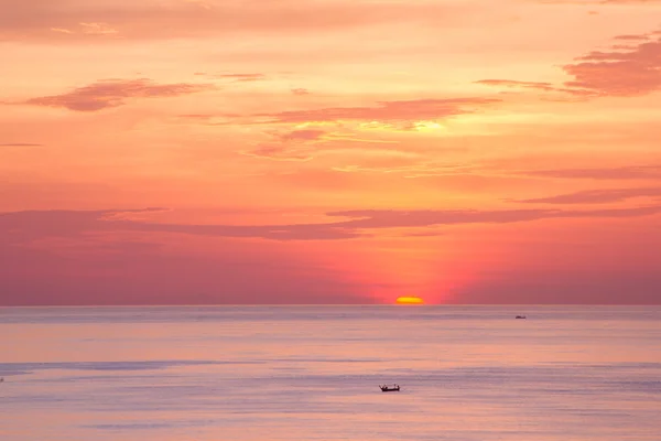 Seascape piękny zachód słońca — Zdjęcie stockowe