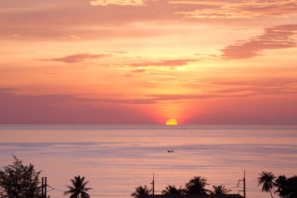 Zeegezicht prachtige zonsondergang — Stockfoto