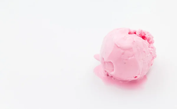 Melt Strawberry ice cream — Stock Photo, Image