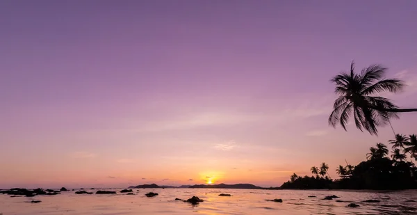 Schöner Sonnenuntergang — Stockfoto