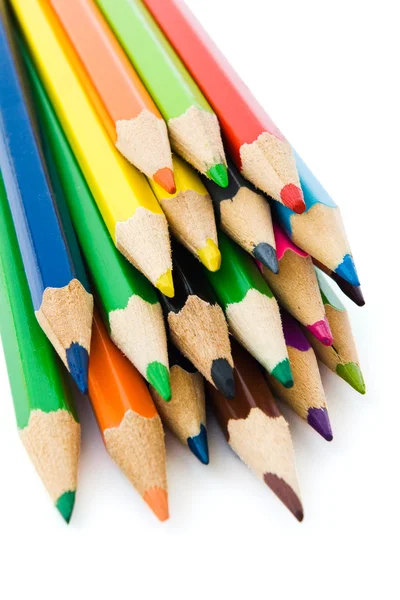 Beyaz üzerine renkli kalemler — Stok fotoğraf