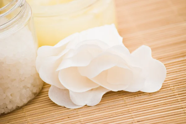 Flower soap — Stock Photo, Image