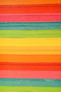 renkli kağıt yığını