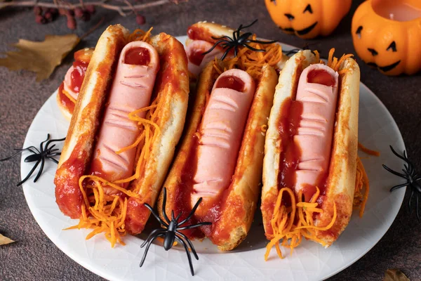 Mâncare Tematică Pentru Halloween Hot Dog Degete Cârnați Sângeroase Chifle — Fotografie, imagine de stoc