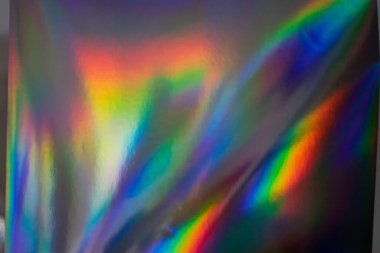 Renkli holografik arka plan. Doku için modern gökkuşağı folyosu, kapak, duvar kağıdı, baskı, dereotu. Koyu fütüristik bulanık hologram ve soyut eğim renkleri. 